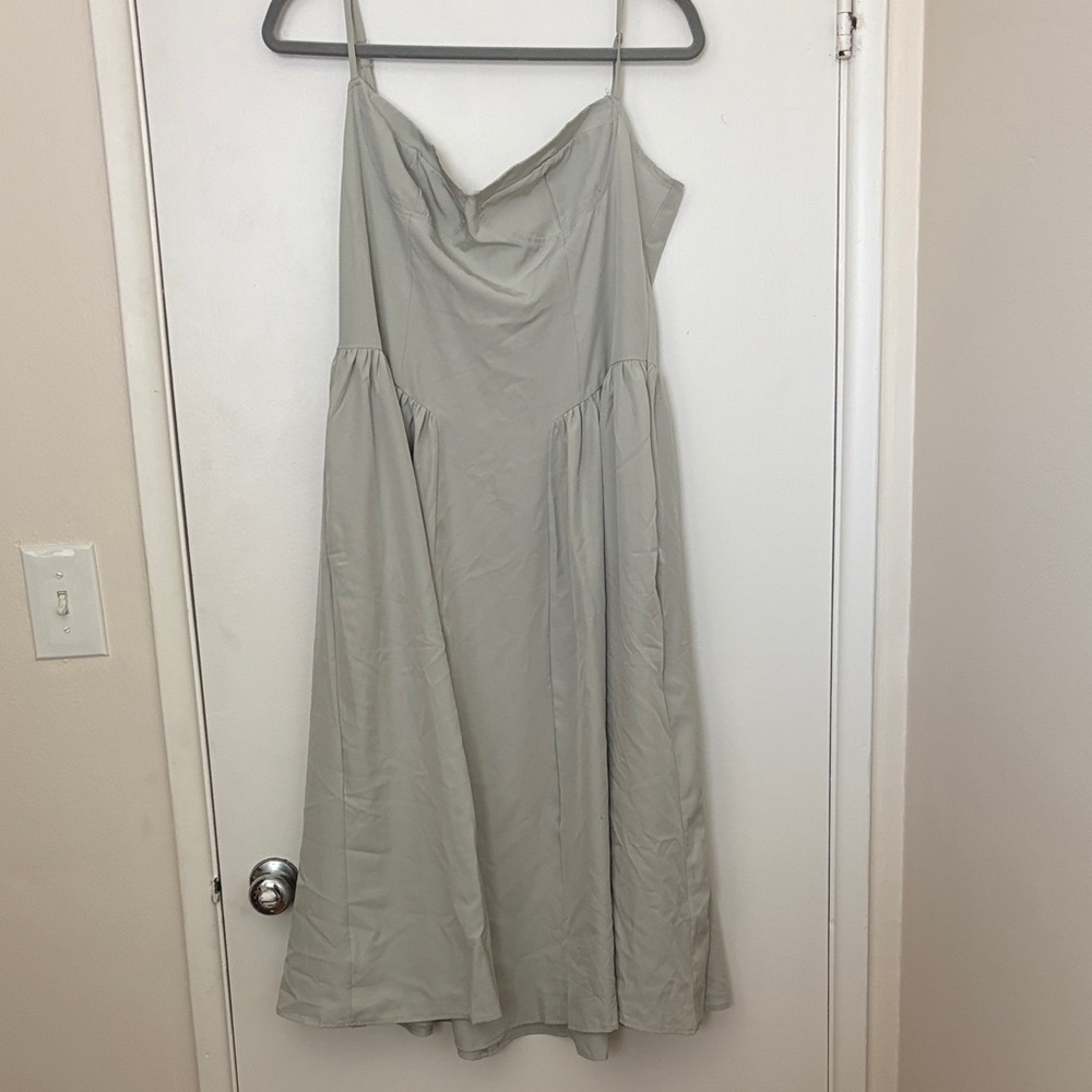 Elegant Green Women's Dress
